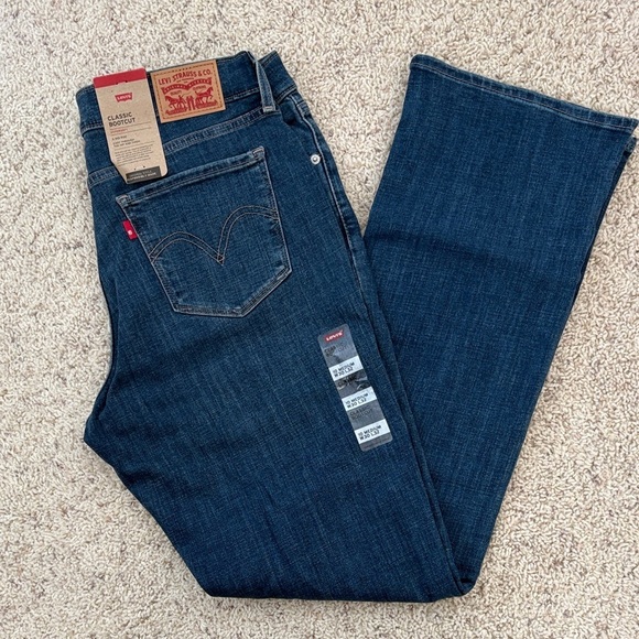 Levi's Denim - NWT Levi's Dark Indigo Relaxed Classic Bootcut Mid Rise size 10 30x32 Jeans